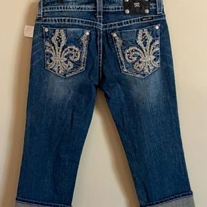 Miss Me Capris NWT
